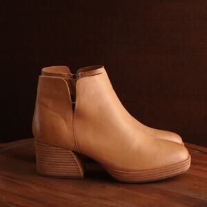 Kork-Ease Boots Womens Size 8.5M Brown Rubi Leather Heeled Side Zip Casual Ankle